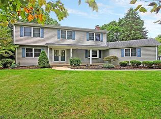 720 Falcon Ct, Bridgewater, NJ 08807