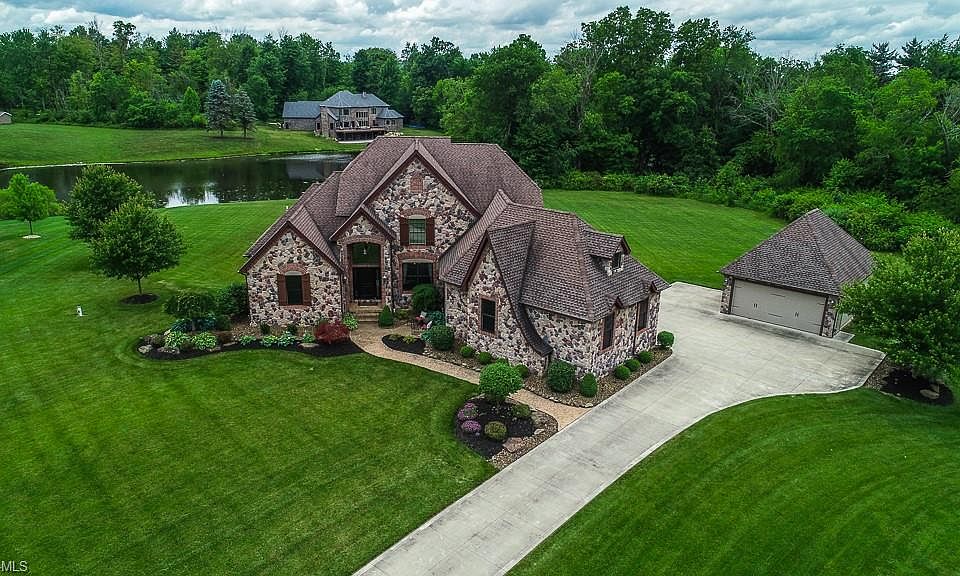 1st image of 10370 Quail Lake Cir