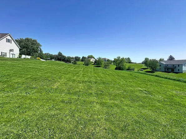 26 Lake Of The Hls, Orion, IL 61273