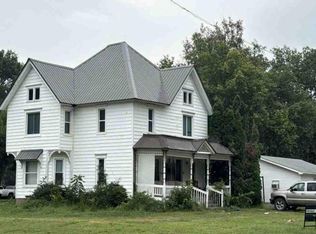 616 State St, Bellwood, NE 68624