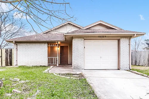 16227 Corsair Rd Photo 1