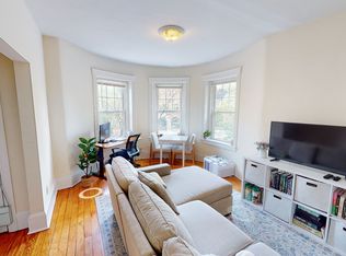 676 Washington St #1, Brookline, MA 02446