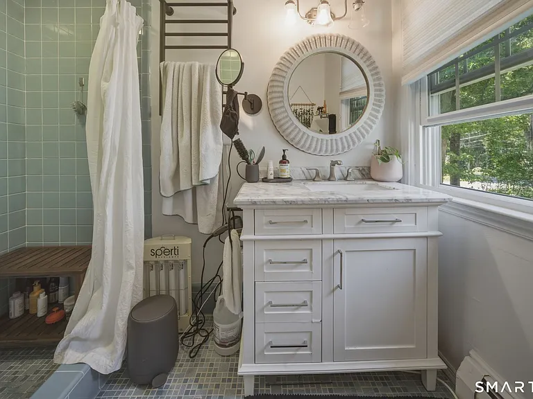32 Fox Den Rd — Photo 24