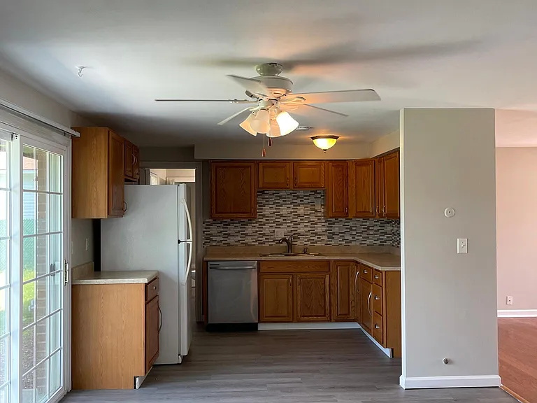 7883 Sebring Dr — Photo 3