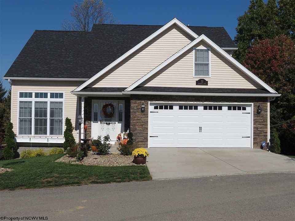 1st image of 32 Windsong Ln