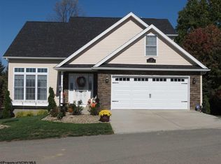 32 Windsong Ln, Morgantown, WV 26508