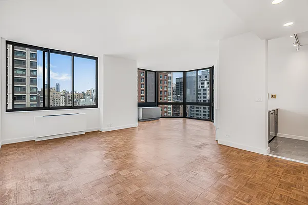 Sold by Furumoto Realty of New York City Inc | media 9