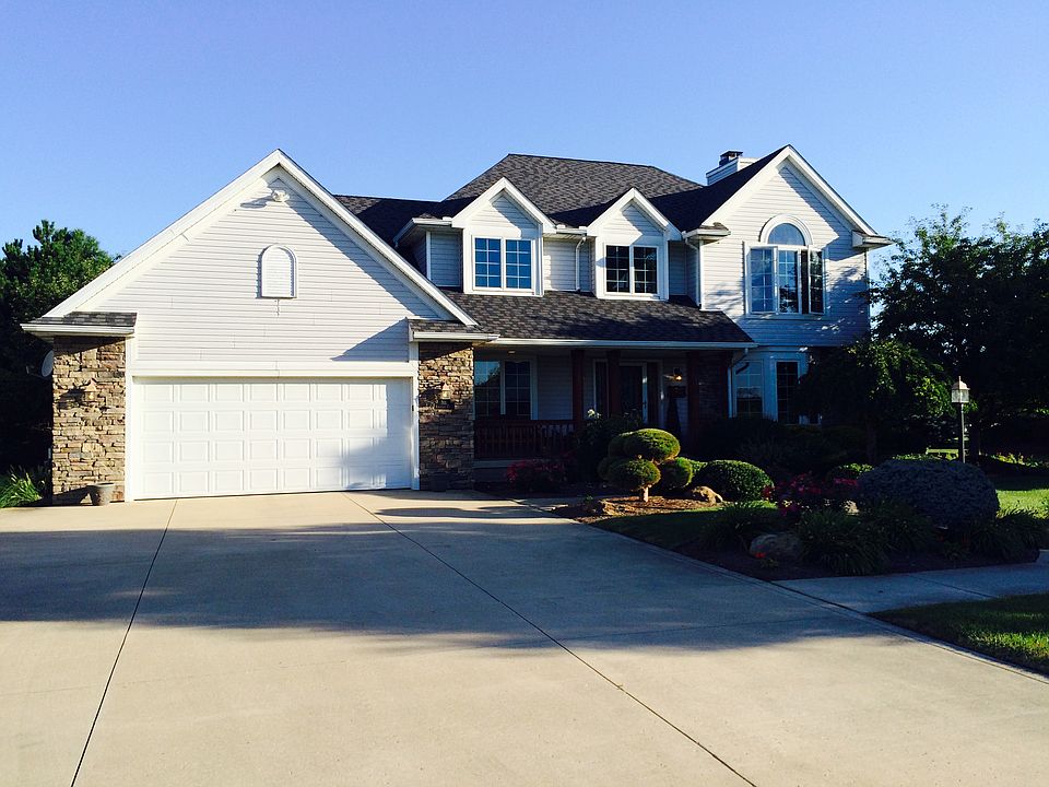 1st image of 701 Kingfisher Ct