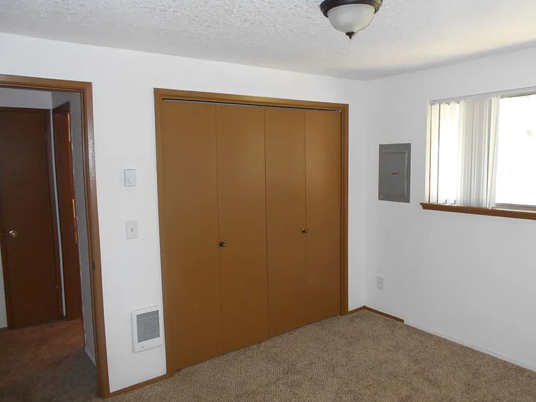 1001 NE 25th Ave #7 — Photo 14