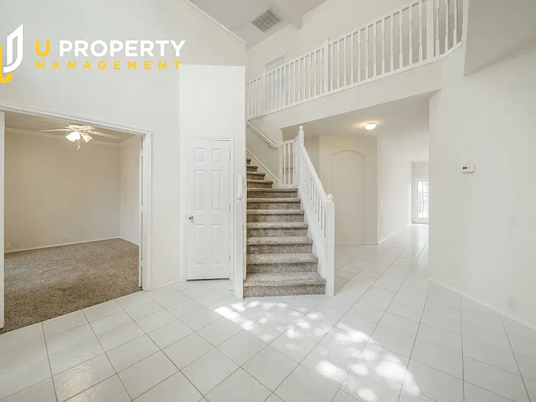8713 Somerville Way — Photo 2