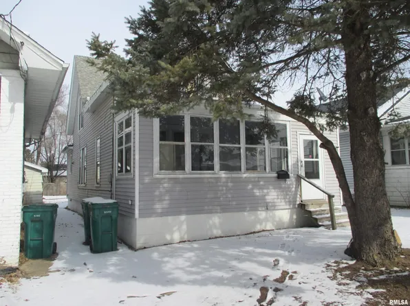 1919 W Laura Ave, West Peoria, IL 61604