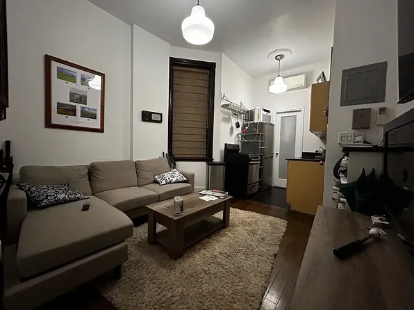 106 Macdougal Street image 1 of 8