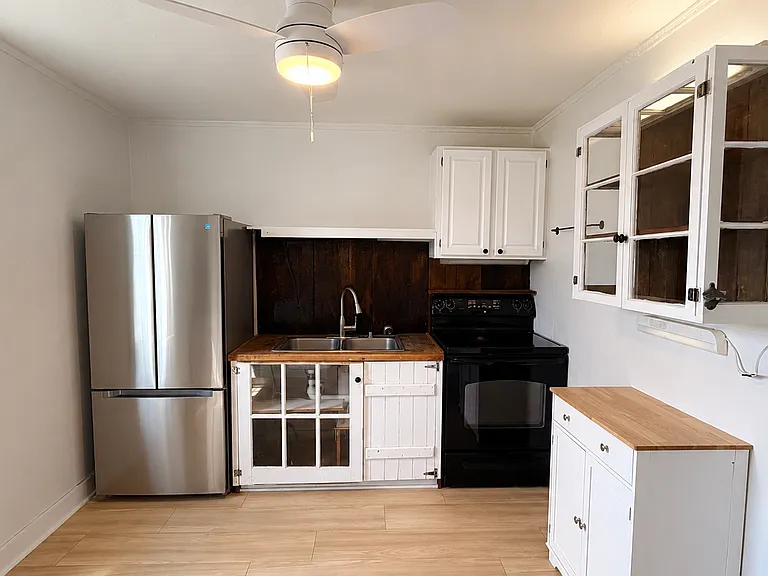 1 Limestone Pl — Photo 5