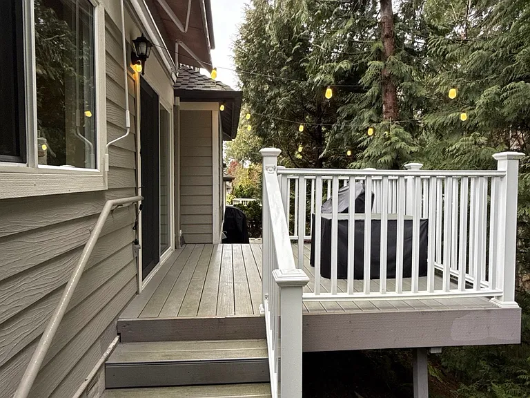 1424 NW 202nd Ln — Photo 22