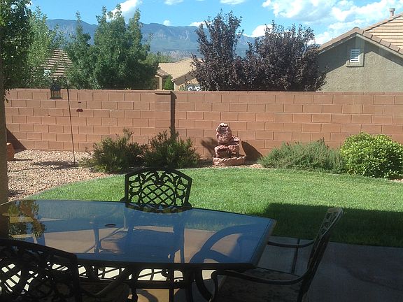 Back yard with Pine Mountain