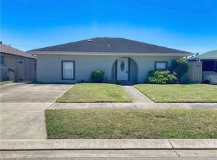 92 Jupiter Cir, Violet, LA 70092