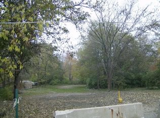 407 Champlain St, Joliet, IL 60436