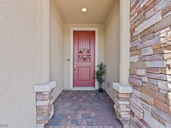 5th image of 1410 Cattail Falls St