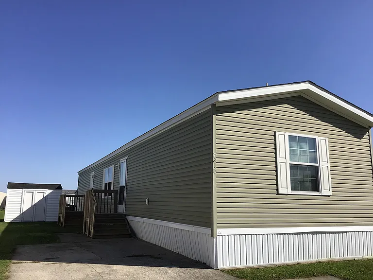 Carrington Pointe — Photo 9