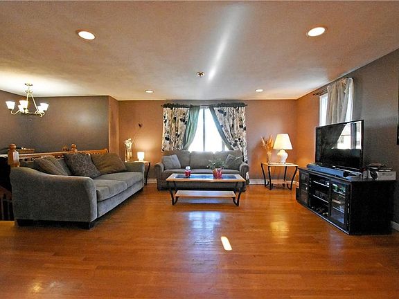 2nd image of 36 Cedar St