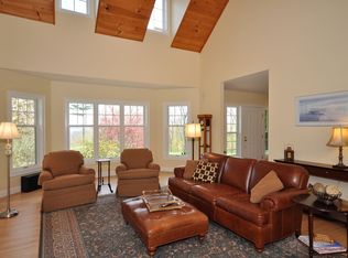 570 Bay Rd, Durham, NH 03824