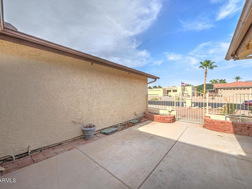 8826 E Fairway Blvd, Sun Lakes, AZ 85248 Zillow