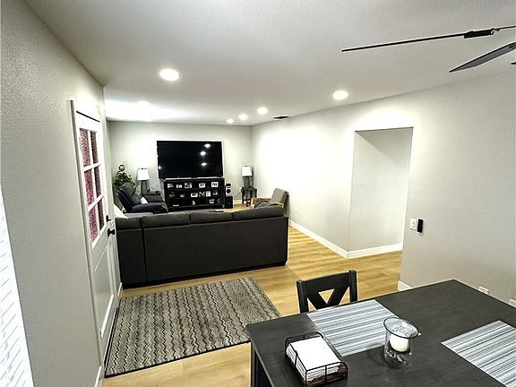 4th image of 26569 Jaelene St