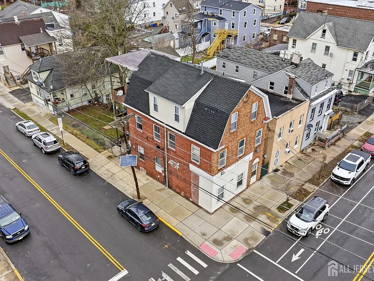 115 Remsen Ave — Photo 12