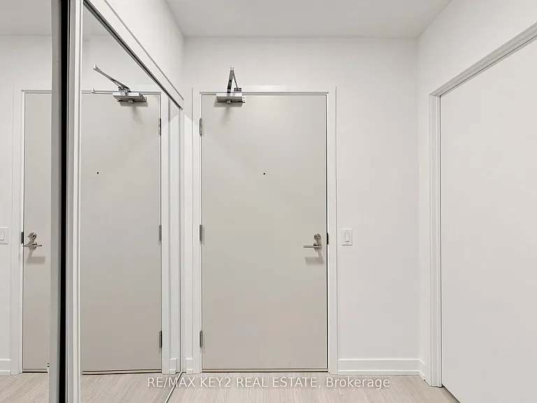 4010 Eglinton Ave W #216 — Photo 3