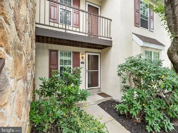 109 Valley Stream Cir #109A, Wayne, PA 19087