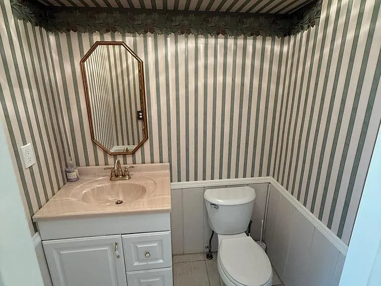 25 Meadow Ave #96 — Photo 9