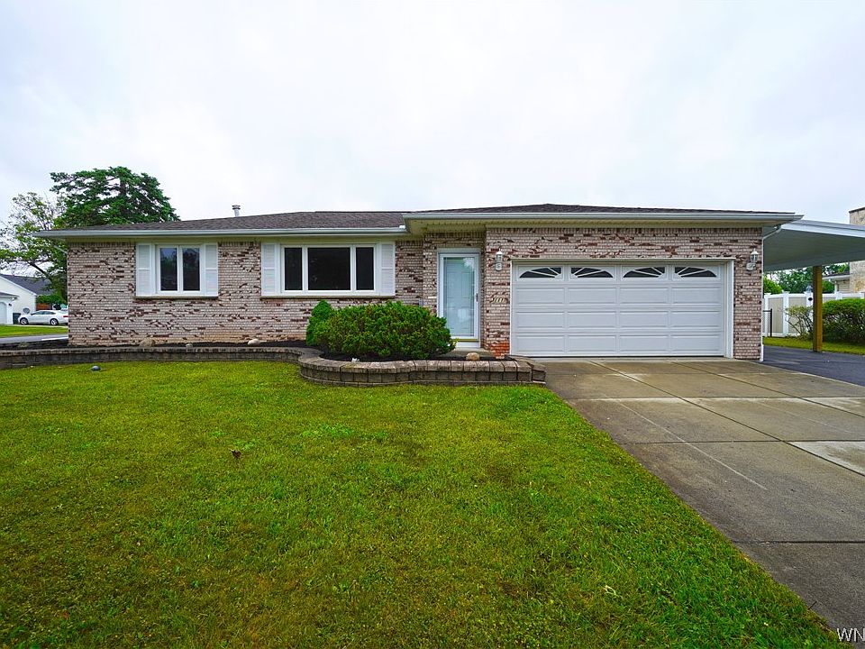 1st image of 111 Dorset Dr