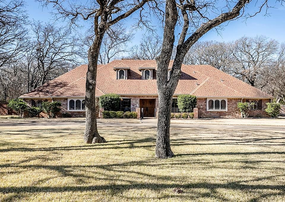 1st image of 1450 Post Oak Trl