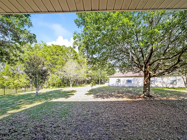 731 E Red House Branch Rd — Photo 16