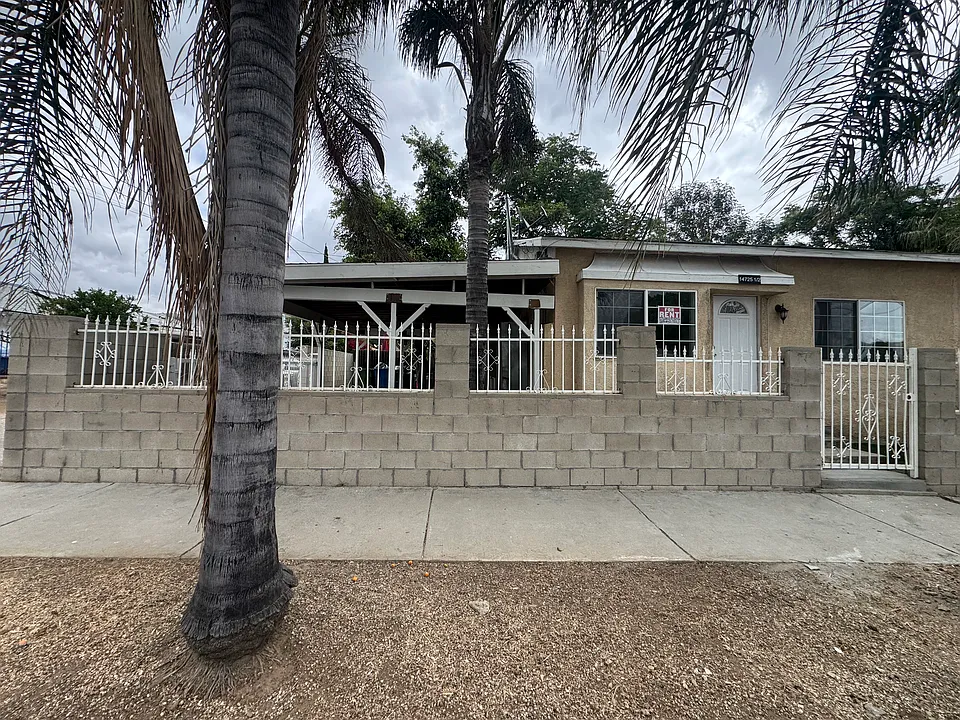 14725 1/2 Polk St
