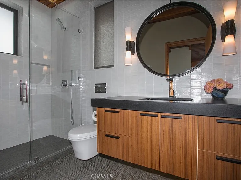 1139 1/2 W Balboa Blvd — Photo 21
