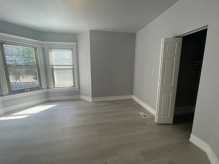 East Union Apartments | Updated Homes Steps from Pike/Pine — Photo 7