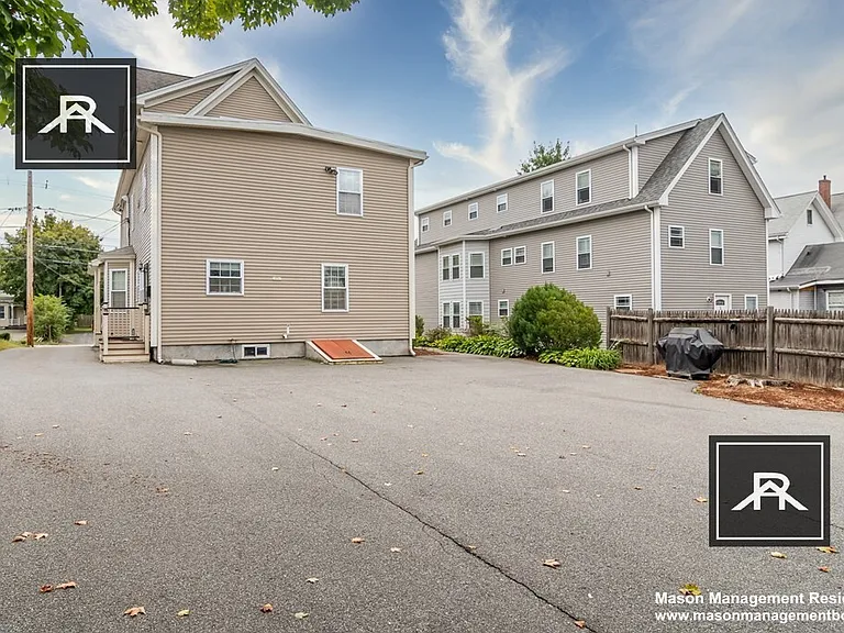 125 Russell St #1 — Photo 12