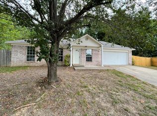 1200 Oakview Cv, Benton, AR 72015