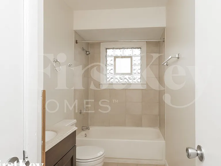 5724 Edward Dr — Photo 8