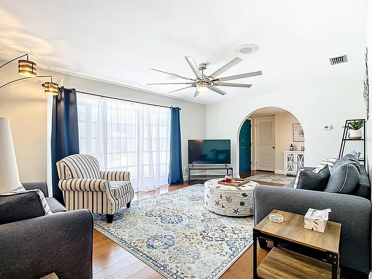 2250 Watrous Dr — Photo 6