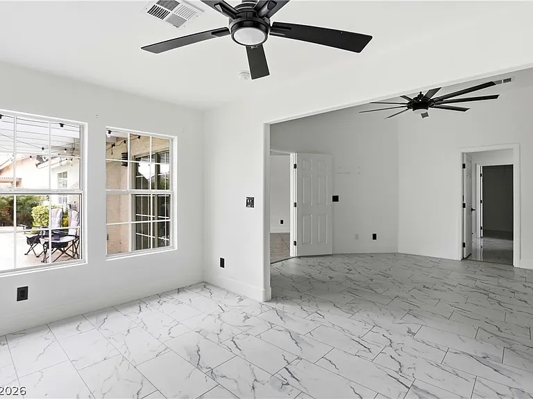 5204 Elm Grove Dr — Photo 33