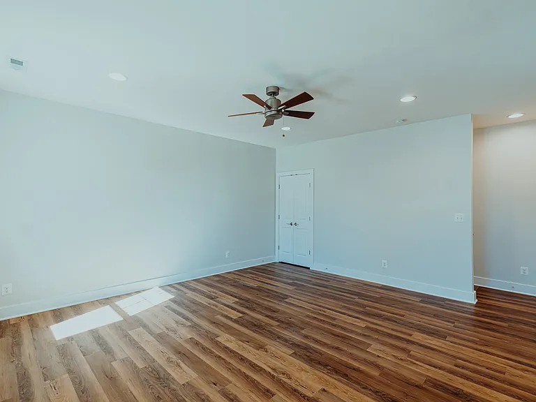 510 Trailside Dr — Photo 22