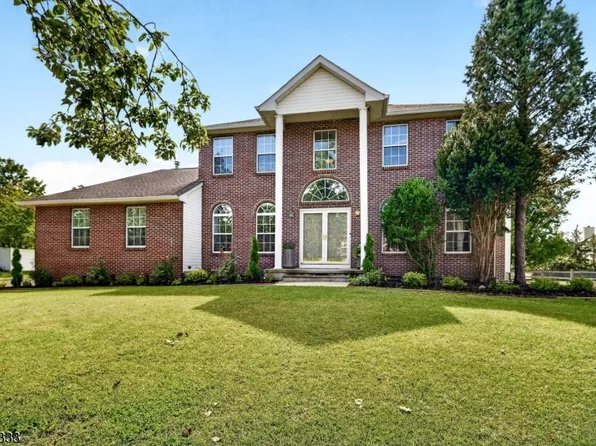 13 Cornelius Way, Franklin Twp., NJ 08873