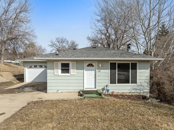 1108 16th St NW, Minot, ND 58703