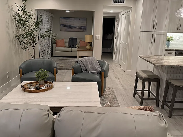 1950 Gulf Shore Blvd N #116 — Photo 3