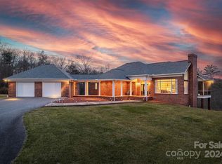 3292 Deal Mill Rd, Hudson, NC 28638