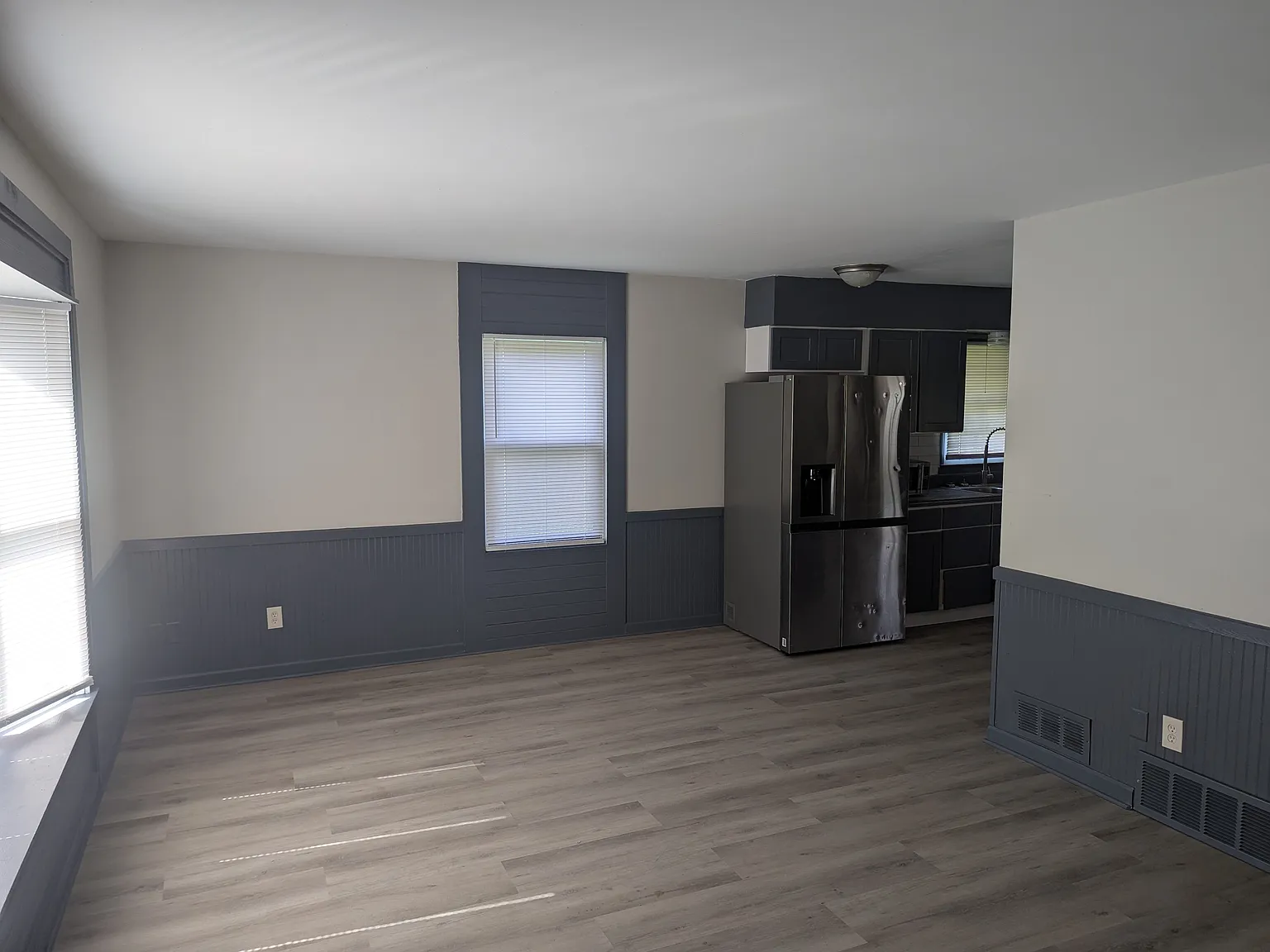 925 Scott Rd — Photo 3
