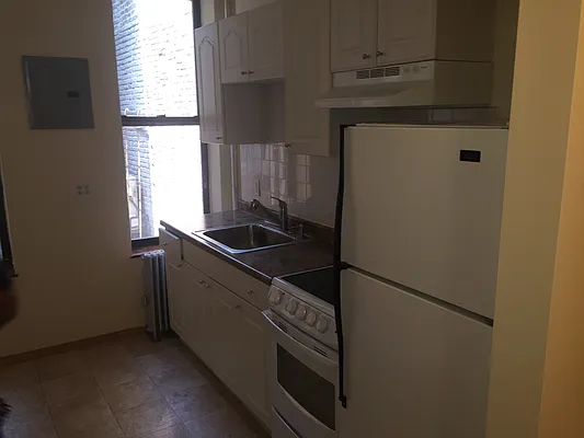 Rented by Upton Realty Group | media 20