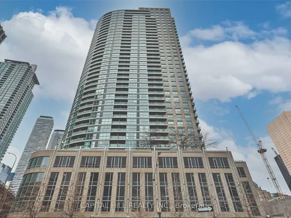18 Yonge St, Toronto, ON